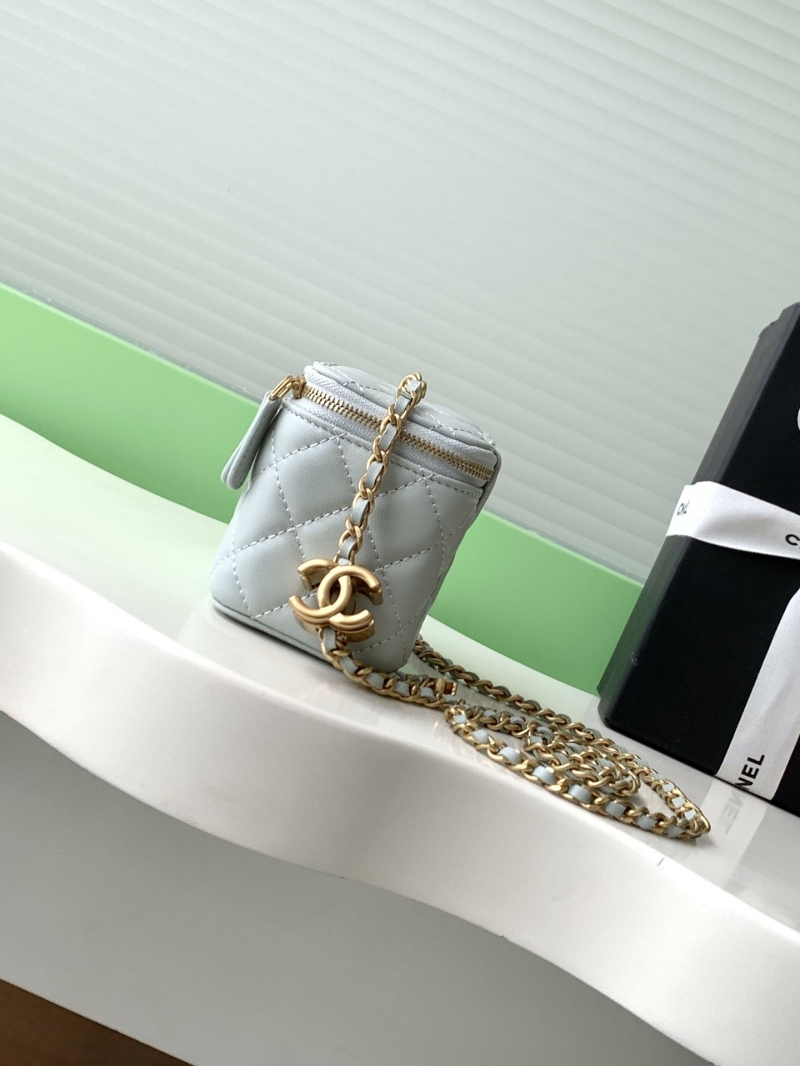 Ch**el cosmetic bags